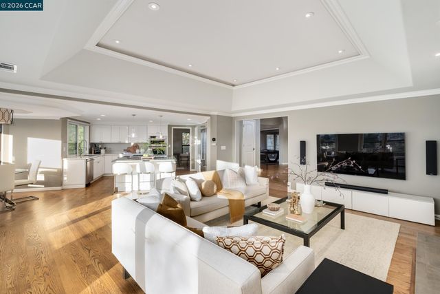 145 Sugar Creek Ln, Alamo, CA 94507