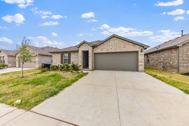 752 Cedarbrook Drive, Fort Worth, TX 76131