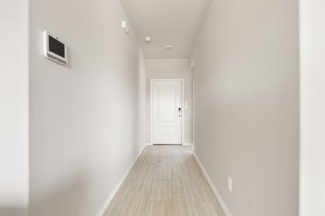 752 Cedarbrook Drive, Fort Worth, TX 76131