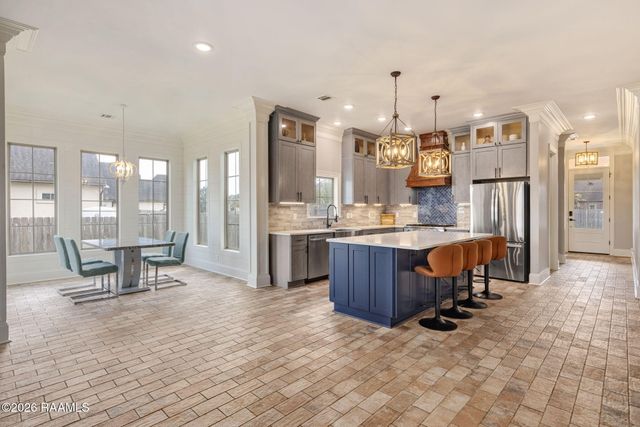 103 Torrenova Circle, Lafayette, LA 70508