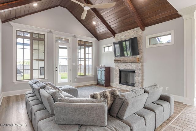 103 Torrenova Circle, Lafayette, LA 70508