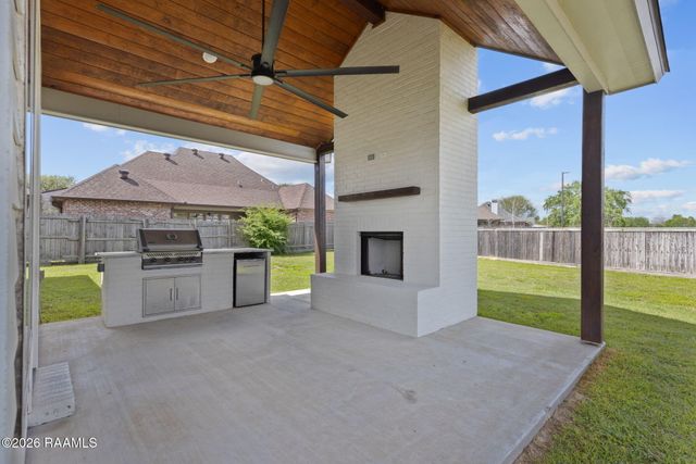 103 Torrenova Circle, Lafayette, LA 70508