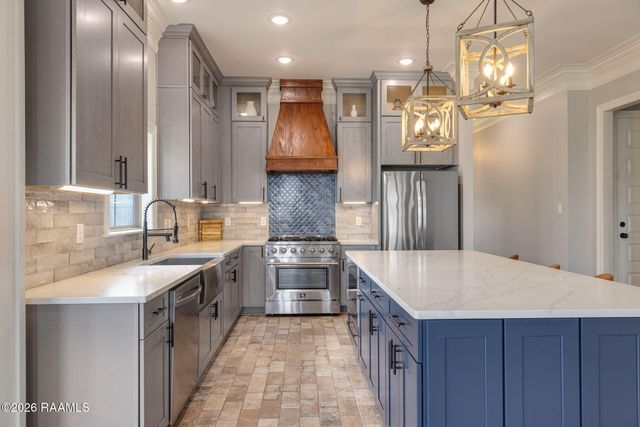 103 Torrenova Circle, Lafayette, LA 70508