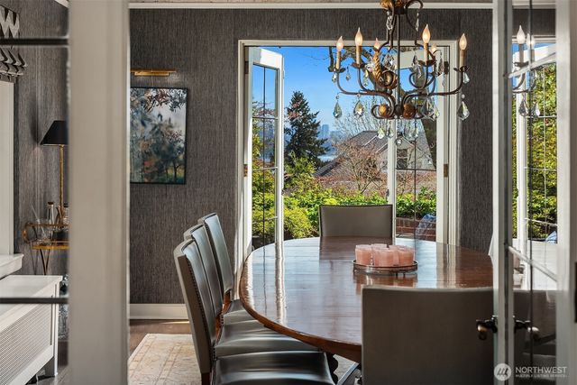 115 Dorffel Drive E, Seattle, WA 98112