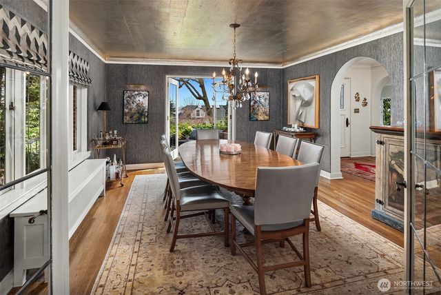 115 Dorffel Drive E, Seattle, WA 98112