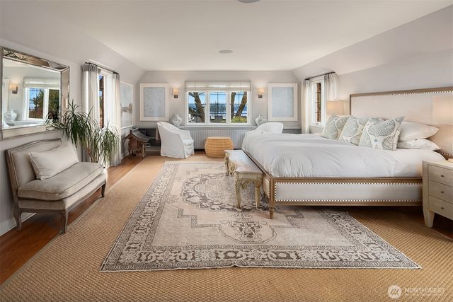 115 Dorffel Drive E, Seattle, WA 98112