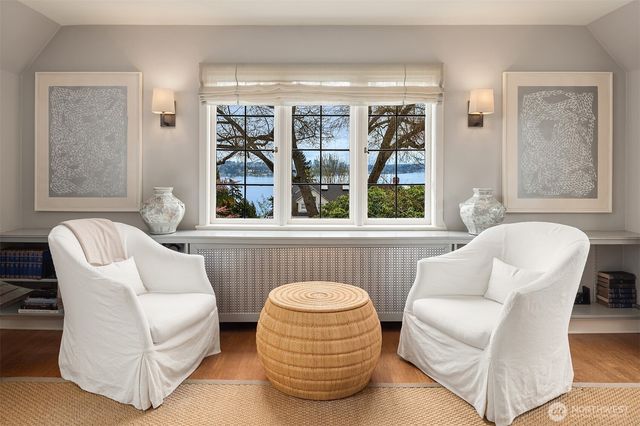 115 Dorffel Drive E, Seattle, WA 98112