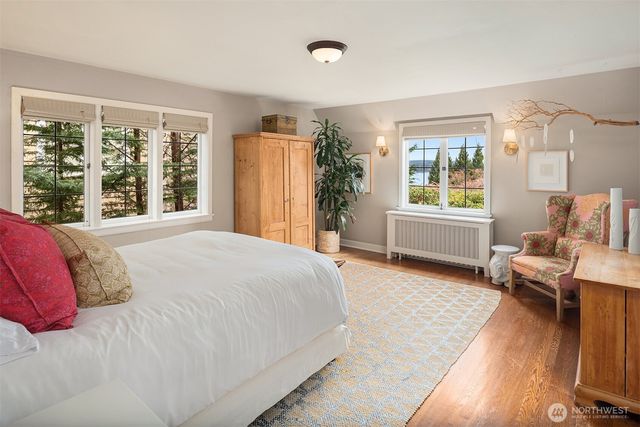 115 Dorffel Drive E, Seattle, WA 98112