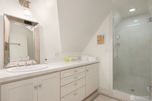 115 Dorffel Drive E, Seattle, WA 98112