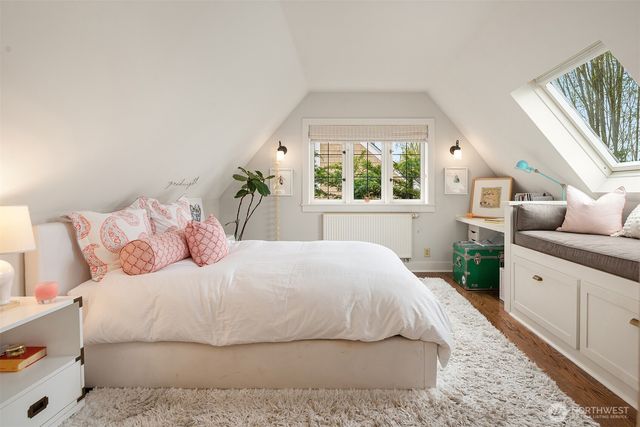 115 Dorffel Drive E, Seattle, WA 98112