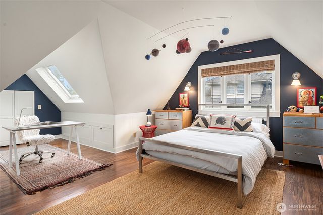 115 Dorffel Drive E, Seattle, WA 98112