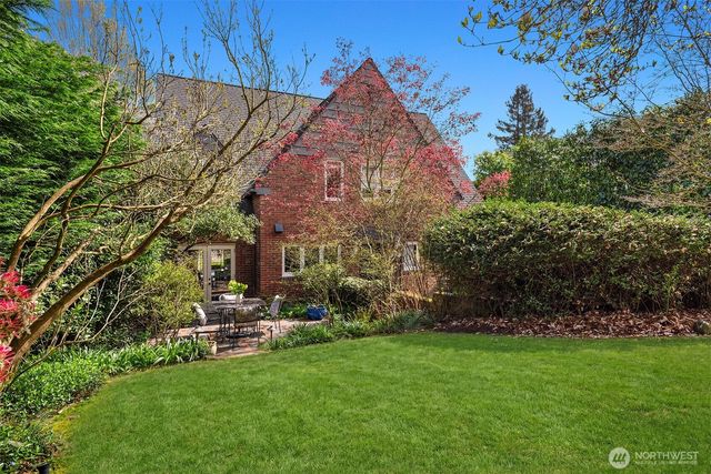 115 Dorffel Drive E, Seattle, WA 98112