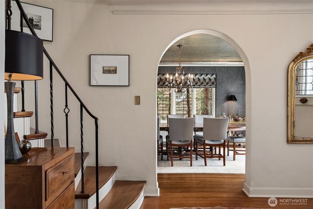 115 Dorffel Drive E, Seattle, WA 98112