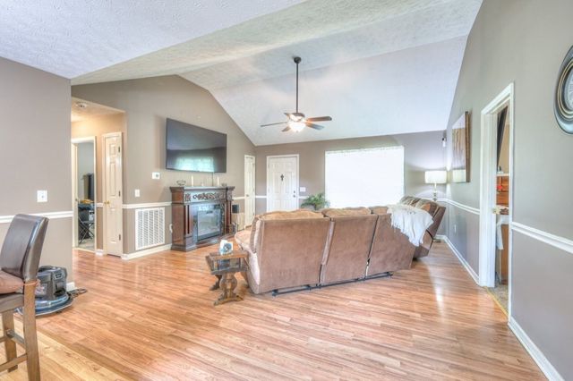 218 Wall Street, Shelbyville, TN 37160