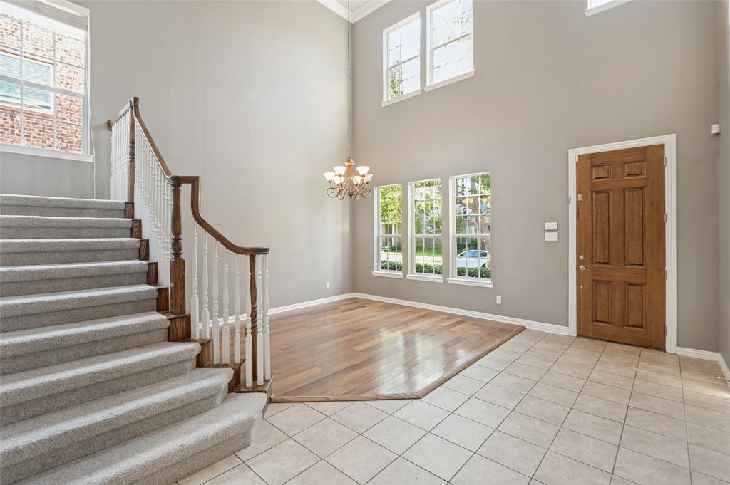 1827 Auburn Drive, Carrollton, TX 75007 — photo 3