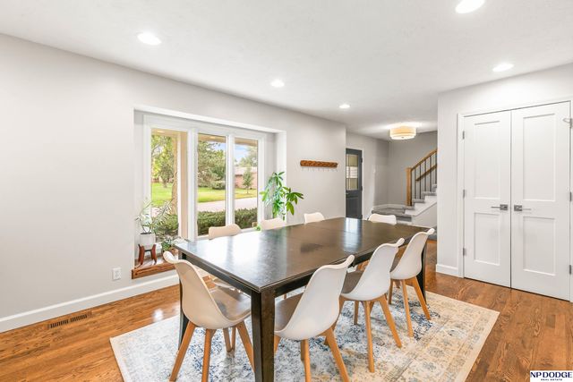 10920 Larimore Avenue, Omaha, NE 68164