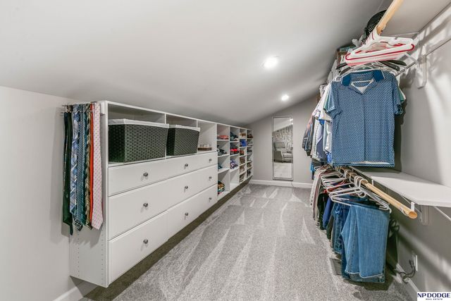 10920 Larimore Avenue, Omaha, NE 68164