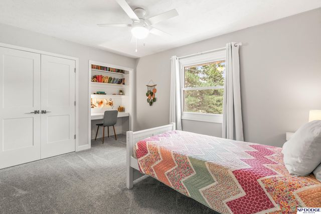 10920 Larimore Avenue, Omaha, NE 68164