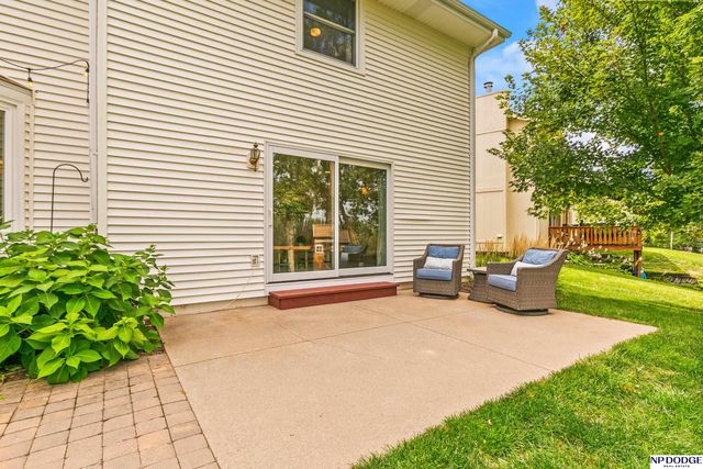 10920 Larimore Avenue, Omaha, NE 68164