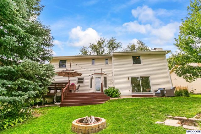 10920 Larimore Avenue, Omaha, NE 68164