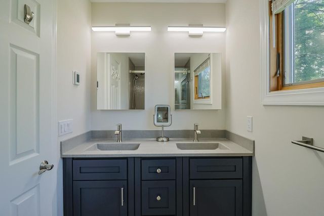 5808 France Avenue S, Edina, MN 55410