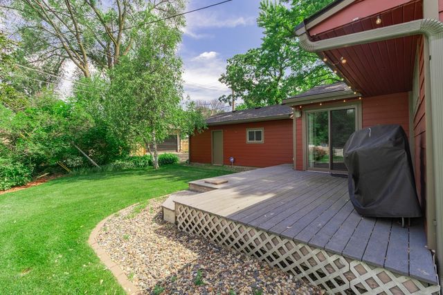 5808 France Avenue S, Edina, MN 55410