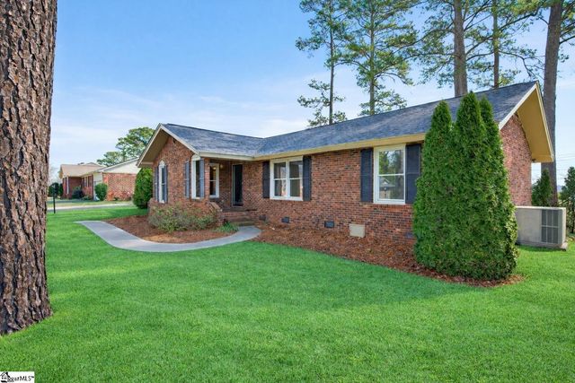 510 Gaston Drive, Spartanburg, SC 29307