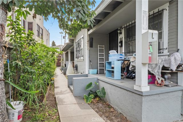 1070 N Loma Vista Drive, Long Beach, CA 90813