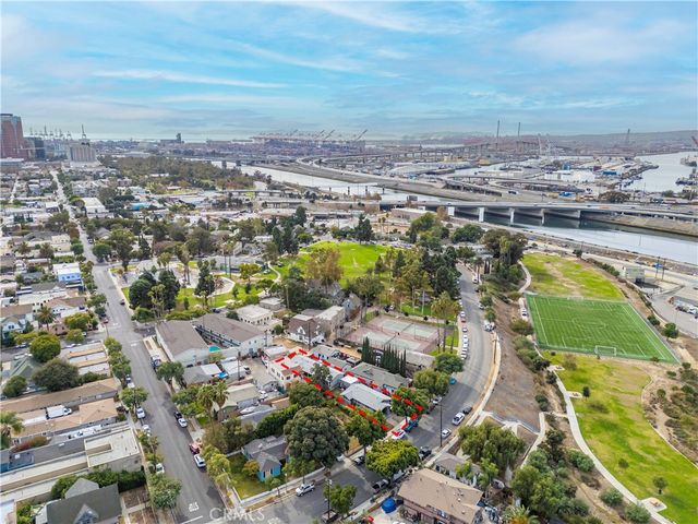 1070 N Loma Vista Drive, Long Beach, CA 90813