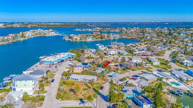 14111 W PARSLEY DRIVE, Madeira Beach, FL 33708