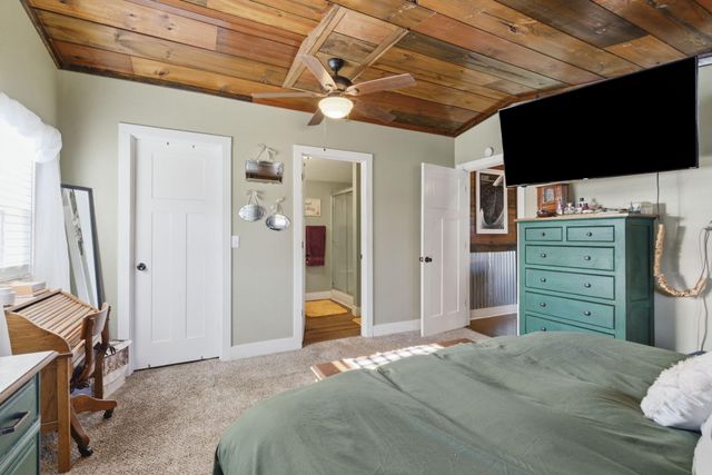 720 E Burford Street, Marshfield, MO 65706