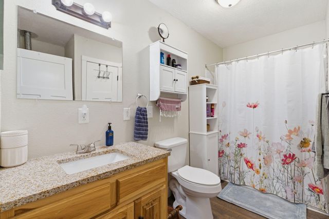 720 E Burford Street, Marshfield, MO 65706