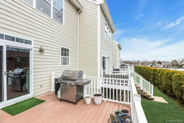 123 Jackie Court, Patchogue, NY 11772