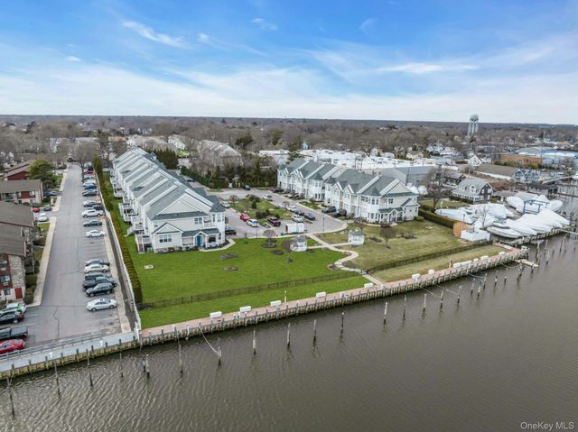 123 Jackie Court, Patchogue, NY 11772
