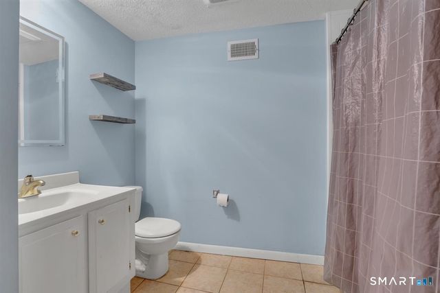253 West Street 8, Southington, CT 06479