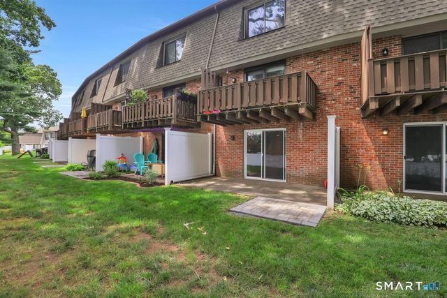 253 West Street 8, Southington, CT 06479