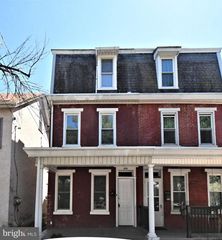 854 QUEEN ST, Pottstown, PA 19464