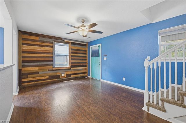2712 Tidewater DR, Norfolk, VA 23509