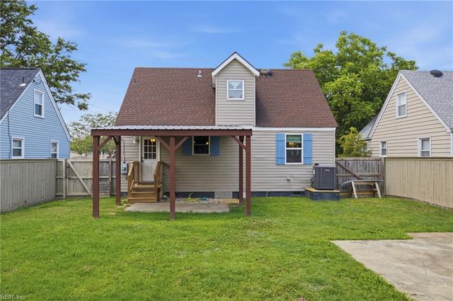 2712 Tidewater DR, Norfolk, VA 23509