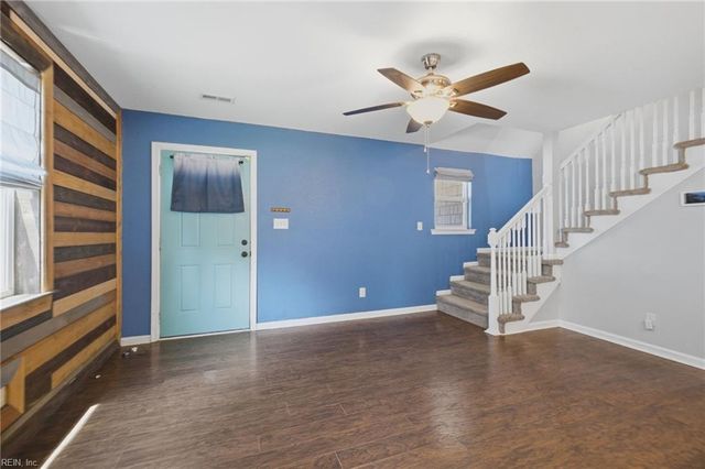 2712 Tidewater DR, Norfolk, VA 23509