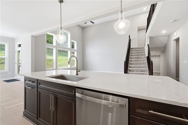 2425 Bent Grass Drive, Beavercreek, OH 45431