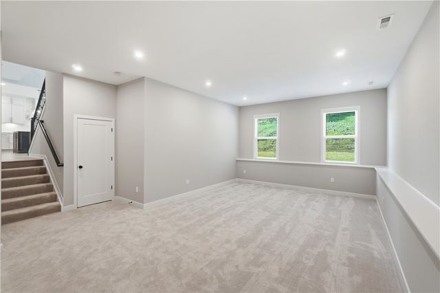 2425 Bent Grass Drive, Beavercreek, OH 45431