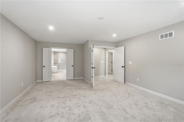 2425 Bent Grass Drive, Beavercreek, OH 45431