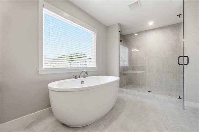 2425 Bent Grass Drive, Beavercreek, OH 45431