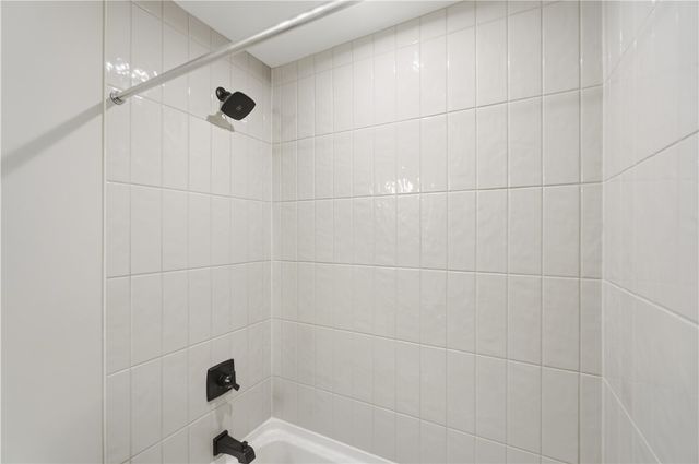 2425 Bent Grass Drive, Beavercreek, OH 45431