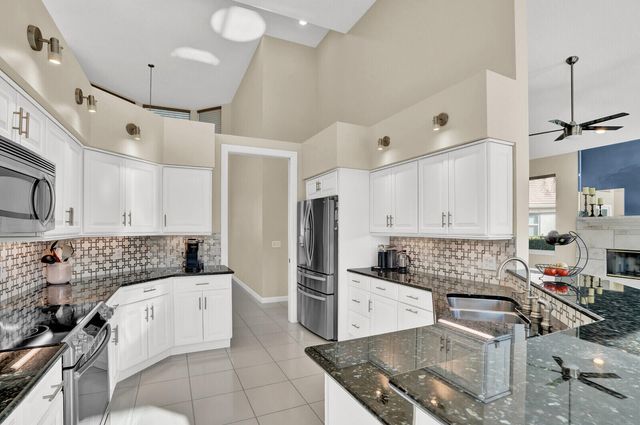 142 Corinthian Circle, Jupiter, FL 33458