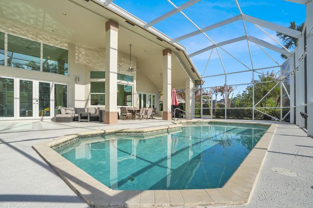 142 Corinthian Circle, Jupiter, FL 33458