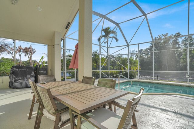 142 Corinthian Circle, Jupiter, FL 33458