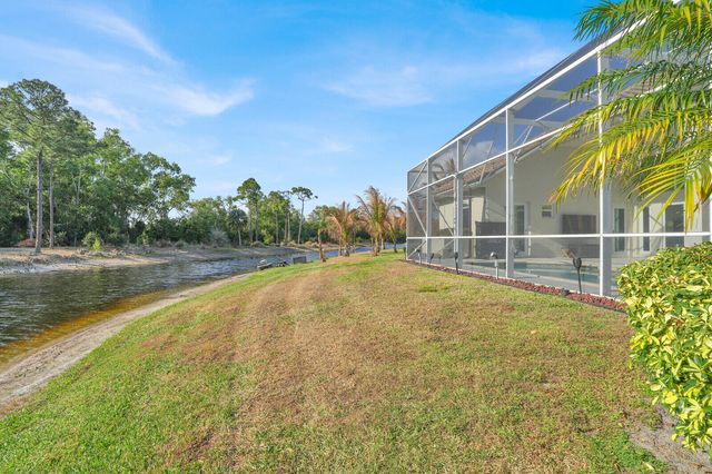 142 Corinthian Circle, Jupiter, FL 33458