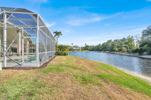 142 Corinthian Circle, Jupiter, FL 33458